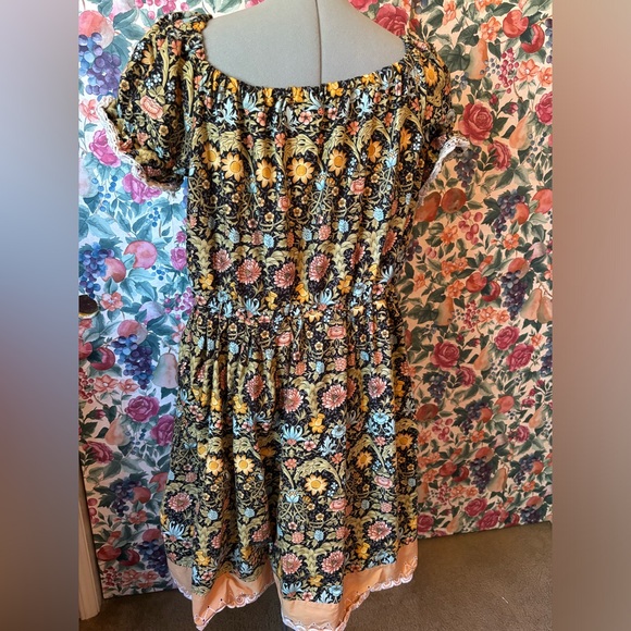 Art nouveau, Dress, size 22 - Picture 3 of 8